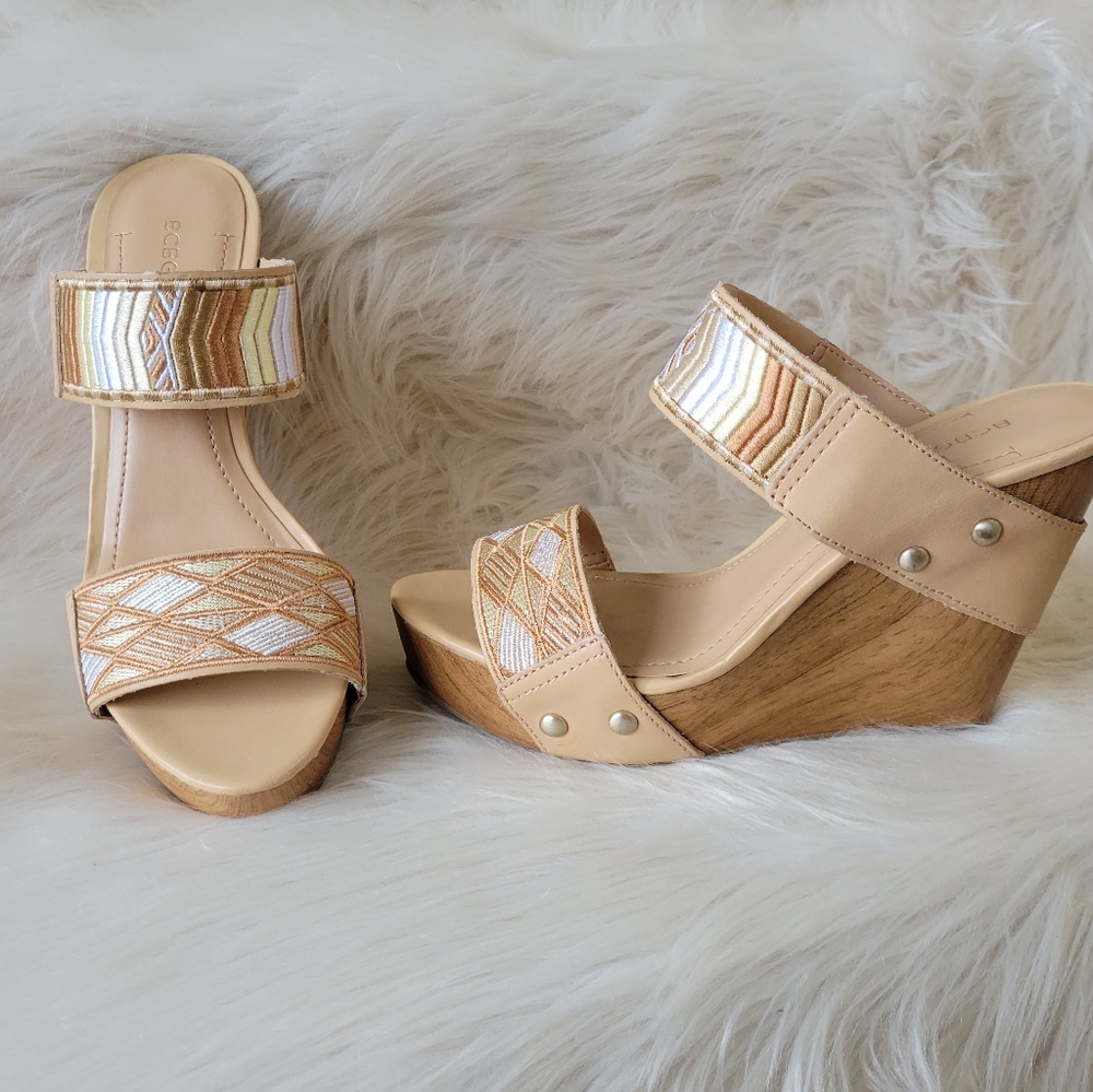 BCBG Tan Embroidered Wedges Sandals BCBGeneration